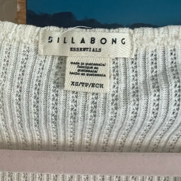 NWT billabong Women's Cream Ribbed Button-Up Top - Picture 2 of 3